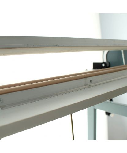 Запаиватель напольный SF-B600 (2 шва) Foodatlas Pro (4)