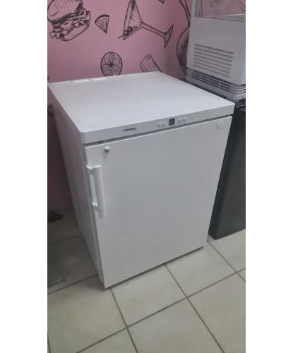 Шкаф холод.с глух.дверью Liebherr FKUV 1610 (уценка) (8)
